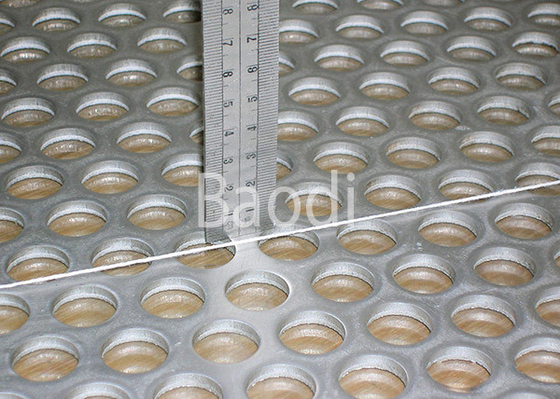 Hoja de acero inoxidable con los agujeros, los paneles de aluminio perforados de la industria farmacéutica