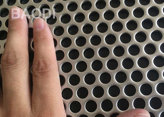 Modelo redondo el 1X2M de acero inoxidable de aluminio Perforated Metal Mesh