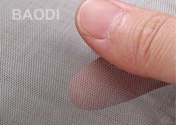 Perforaciones rectangulares alambre prensado tejido 18 pulgadas Mesh Stainless Steel Rolls