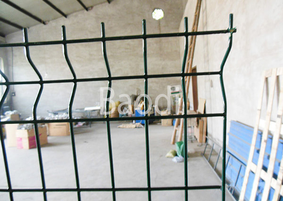 El Pvc del edificio público cubrió el cercado de alambre, los paneles de acero soldados con autógena de la cerca de la malla con forma de W