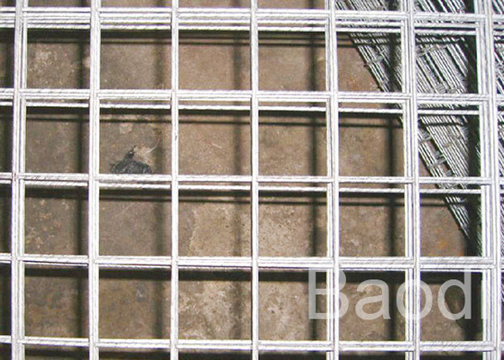 Los paneles de malla galvanizados eléctricos de soldadura del alambre con poco carbono del hierro
