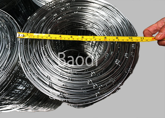Cercado de alambre tejido galvanizado de las ovejas de la cerca del campo en Rolls con el agujero rectangular de la malla