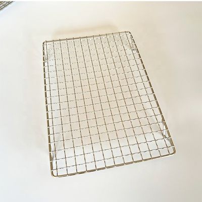 Red de parrilla de barbacoa de carbón no adhesivo y de acero inoxidable duradero para parrillar sin esfuerzo 2cm / 5cm Piernas/ pies