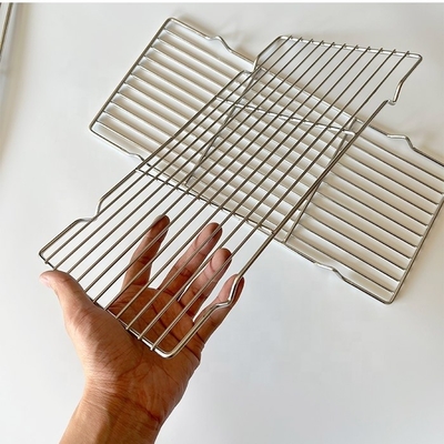 Reja de alambre de barbacoa portátil no adhesiva para pollo asado Material metálico Muestra disponible libremente