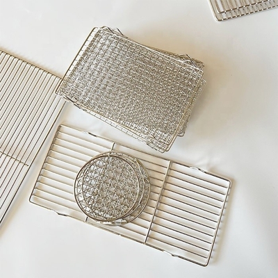 Grill para cocinar con espacio de parrillado personalizable y resistencia al calor