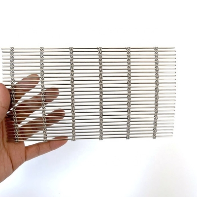 Servicio de procesamiento de desenrollamiento de alambre de malla de metal tejido decorativo de estilo moderno para cortinas de tabiques