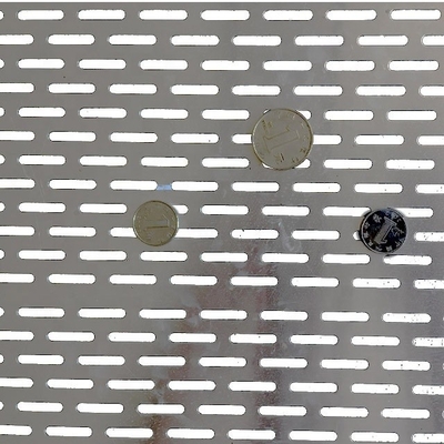 Servicio de corte Panel decorativo de paredes exteriores de aluminio Hojas de metal perforadas personalizables
