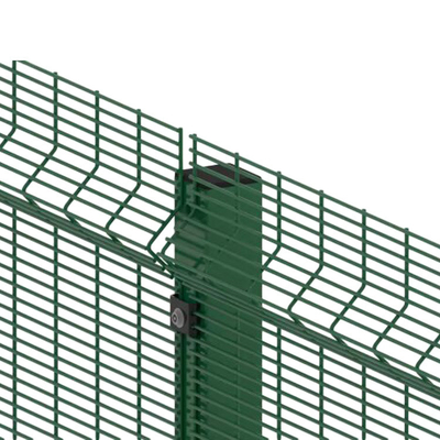 Barrera resistente a las intrusiones de 3 x 0,5 x BWG8 de construcción segura 358 cerca de malla soldada para prisiones y áreas sensibles