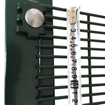 Cuadro de metal Defensa de grado militar revestido con PVC 358 Sistema antipenetración para máxima seguridad y defensa antiascensión