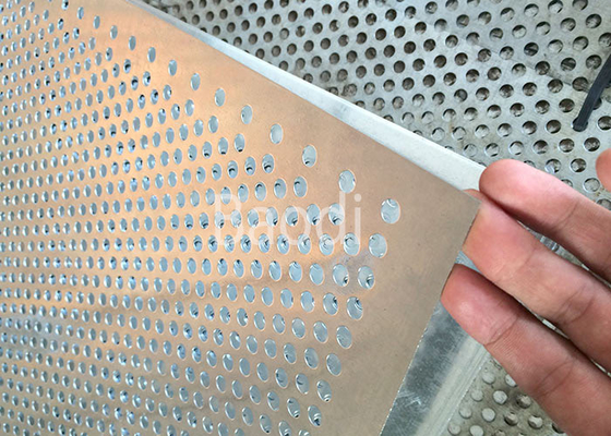 Anchura de acero inoxidable de aluminio el 1M Perforated Wire Mesh Construction Screen