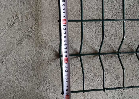 Polvo negro que rocía el alambre soldado con autógena 3m m Mesh Fence Iron Netting